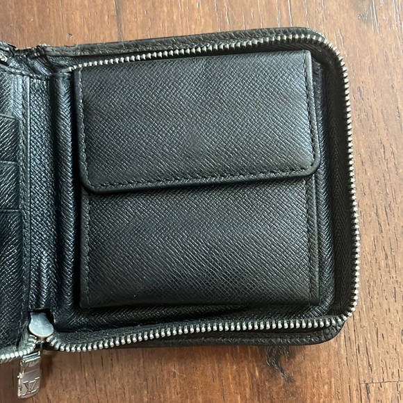 LV wallet zippy (Black) - Picture 8 of 12